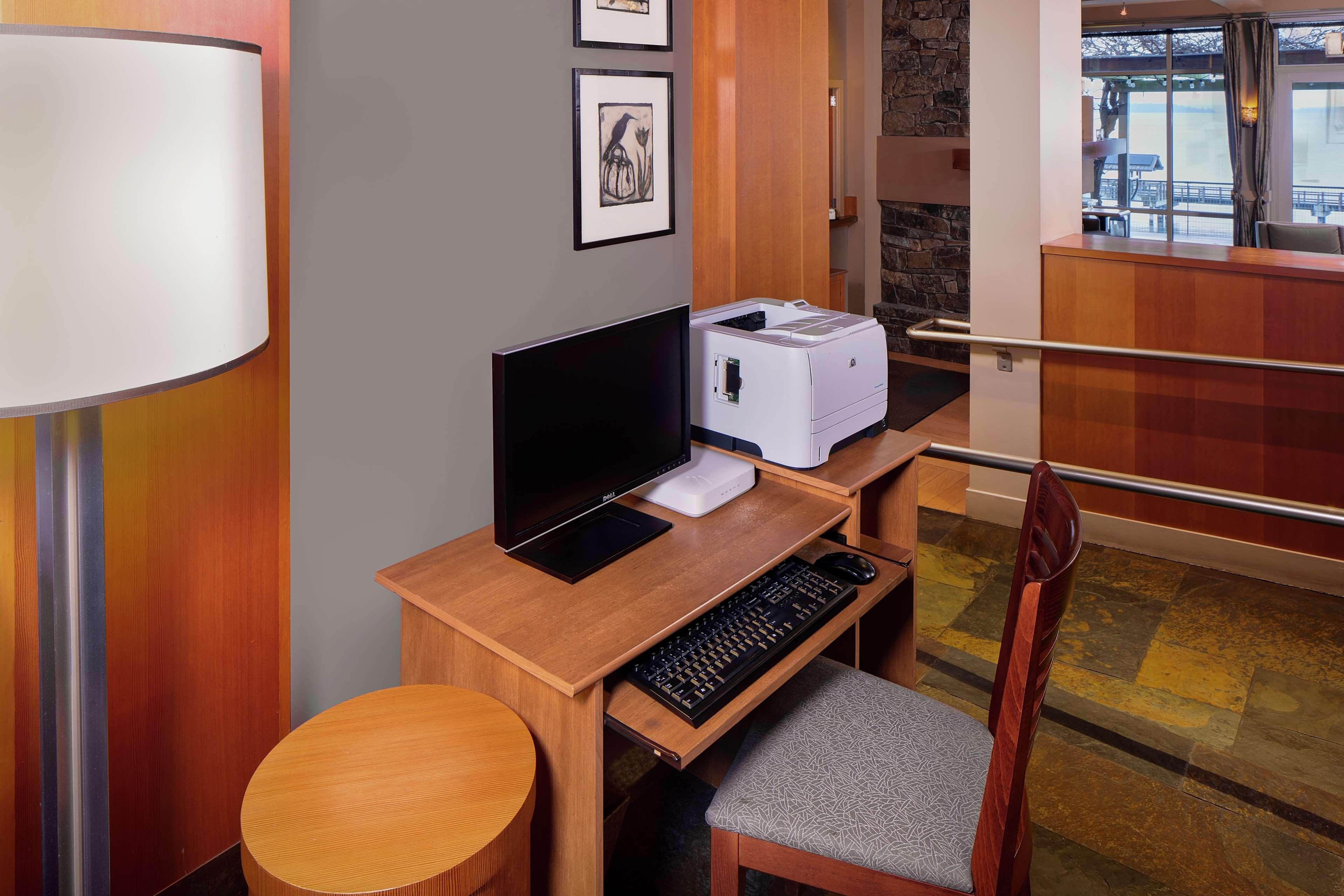 Chrysalis Inn & Spa Bellingham, Curio Collection By Hilton Екстериор снимка
