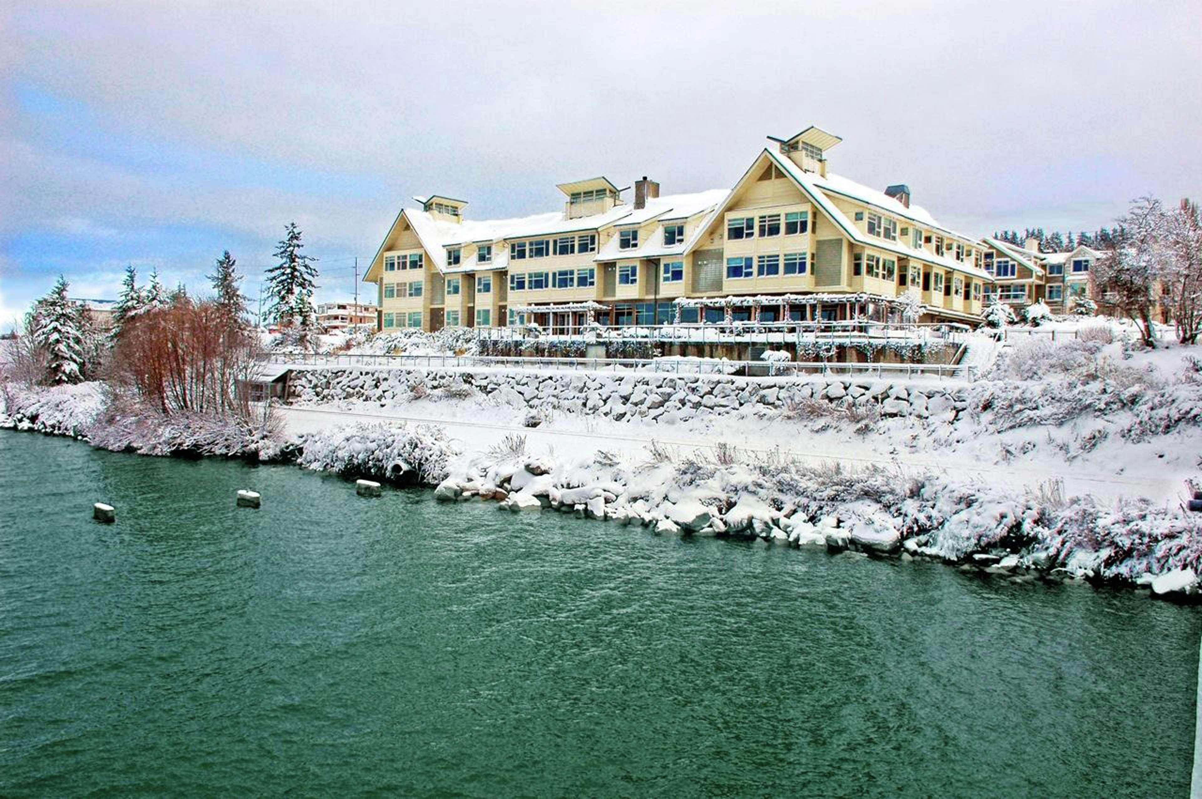 Chrysalis Inn & Spa Bellingham, Curio Collection By Hilton Екстериор снимка