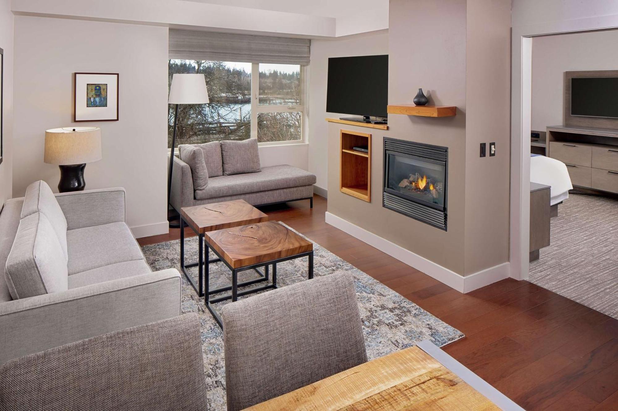 Chrysalis Inn & Spa Bellingham, Curio Collection By Hilton Екстериор снимка